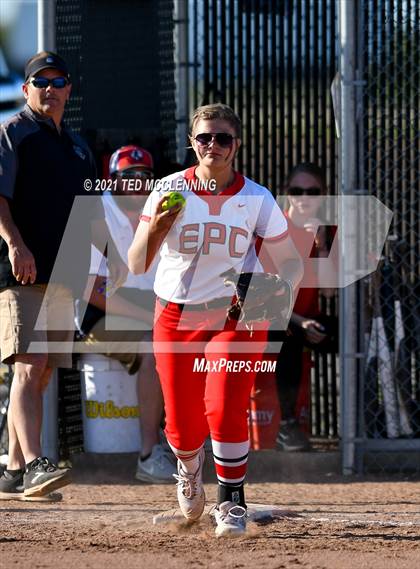 Thumbnail 1 in East Poinsett County vs Quitman (AAA 2A State Playoff 1st Round) photogallery.