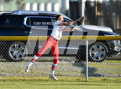 Thumbnail 3 in East Poinsett County vs Quitman (AAA 2A State Playoff 1st Round) photogallery.