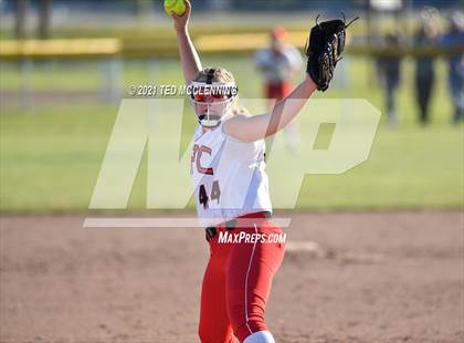 Thumbnail 3 in East Poinsett County vs Quitman (AAA 2A State Playoff 1st Round) photogallery.