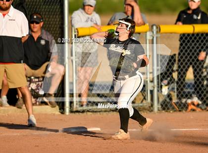 Thumbnail 3 in East Poinsett County vs Quitman (AAA 2A State Playoff 1st Round) photogallery.
