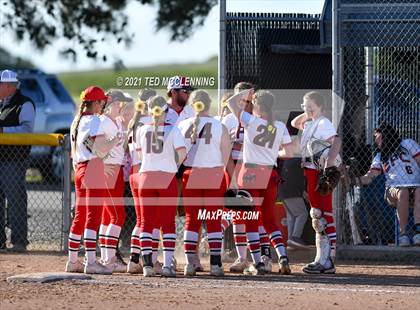 Thumbnail 2 in East Poinsett County vs Quitman (AAA 2A State Playoff 1st Round) photogallery.