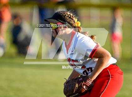Thumbnail 3 in East Poinsett County vs Quitman (AAA 2A State Playoff 1st Round) photogallery.