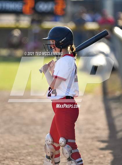 Thumbnail 3 in East Poinsett County vs Quitman (AAA 2A State Playoff 1st Round) photogallery.