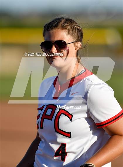 Thumbnail 2 in East Poinsett County vs Quitman (AAA 2A State Playoff 1st Round) photogallery.