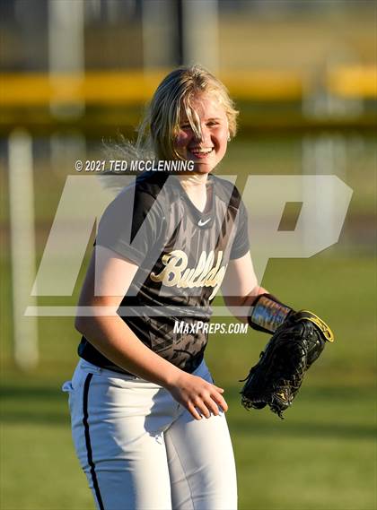 Thumbnail 3 in East Poinsett County vs Quitman (AAA 2A State Playoff 1st Round) photogallery.