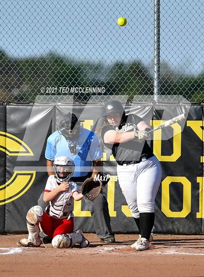 Thumbnail 3 in East Poinsett County vs Quitman (AAA 2A State Playoff 1st Round) photogallery.