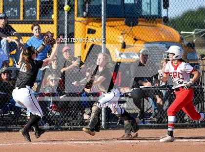 Thumbnail 3 in East Poinsett County vs Quitman (AAA 2A State Playoff 1st Round) photogallery.