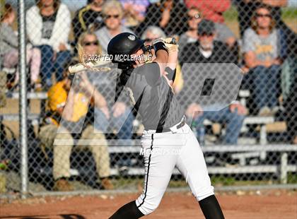 Thumbnail 1 in East Poinsett County vs Quitman (AAA 2A State Playoff 1st Round) photogallery.