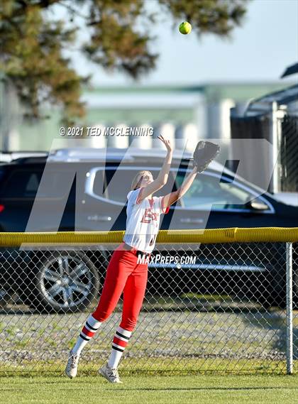 Thumbnail 1 in East Poinsett County vs Quitman (AAA 2A State Playoff 1st Round) photogallery.