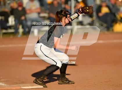 Thumbnail 1 in East Poinsett County vs Quitman (AAA 2A State Playoff 1st Round) photogallery.