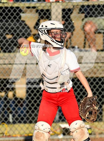 Thumbnail 3 in East Poinsett County vs Quitman (AAA 2A State Playoff 1st Round) photogallery.