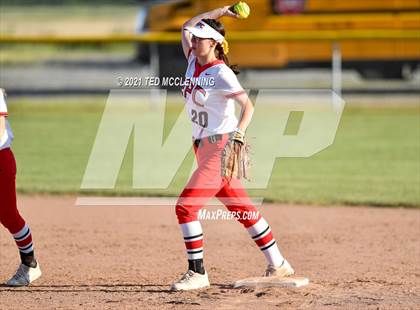 Thumbnail 3 in East Poinsett County vs Quitman (AAA 2A State Playoff 1st Round) photogallery.