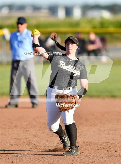 Thumbnail 3 in East Poinsett County vs Quitman (AAA 2A State Playoff 1st Round) photogallery.