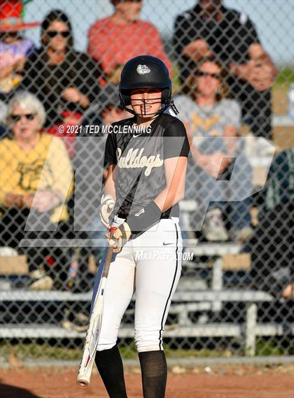 Thumbnail 3 in East Poinsett County vs Quitman (AAA 2A State Playoff 1st Round) photogallery.