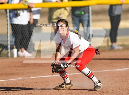 Thumbnail 3 in East Poinsett County vs Quitman (AAA 2A State Playoff 1st Round) photogallery.