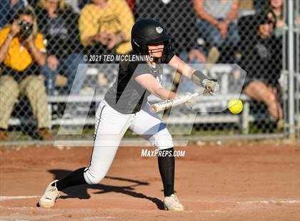 Thumbnail 2 in East Poinsett County vs Quitman (AAA 2A State Playoff 1st Round) photogallery.