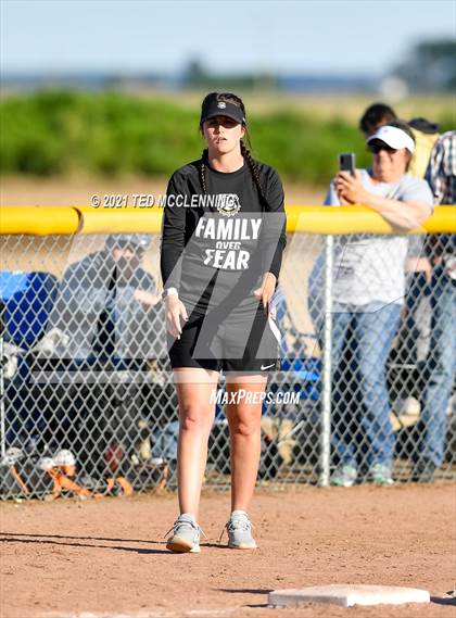 Thumbnail 3 in East Poinsett County vs Quitman (AAA 2A State Playoff 1st Round) photogallery.