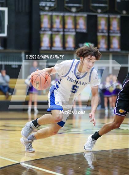 Thumbnail 1 in Brebeuf Jesuit Preparatory vs. Guerin Catholic (IHSAA Class 3A Sectional Round 1) photogallery.