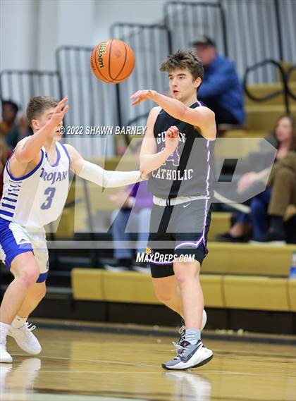 Thumbnail 3 in Brebeuf Jesuit Preparatory vs. Guerin Catholic (IHSAA Class 3A Sectional Round 1) photogallery.