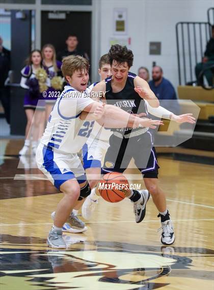 Thumbnail 3 in Brebeuf Jesuit Preparatory vs. Guerin Catholic (IHSAA Class 3A Sectional Round 1) photogallery.