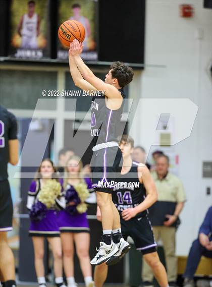 Thumbnail 3 in Brebeuf Jesuit Preparatory vs. Guerin Catholic (IHSAA Class 3A Sectional Round 1) photogallery.
