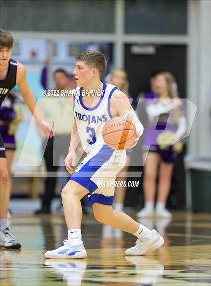 Thumbnail 3 in Brebeuf Jesuit Preparatory vs. Guerin Catholic (IHSAA Class 3A Sectional Round 1) photogallery.