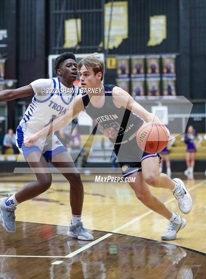 Thumbnail 1 in Brebeuf Jesuit Preparatory vs. Guerin Catholic (IHSAA Class 3A Sectional Round 1) photogallery.