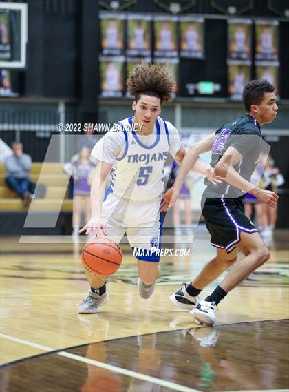 Thumbnail 2 in Brebeuf Jesuit Preparatory vs. Guerin Catholic (IHSAA Class 3A Sectional Round 1) photogallery.