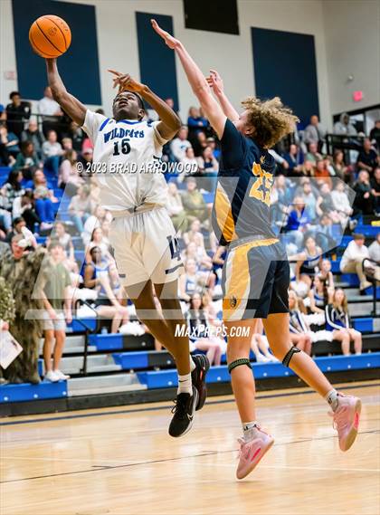 Thumbnail 1 in South Iredell @ Lake Norman photogallery.