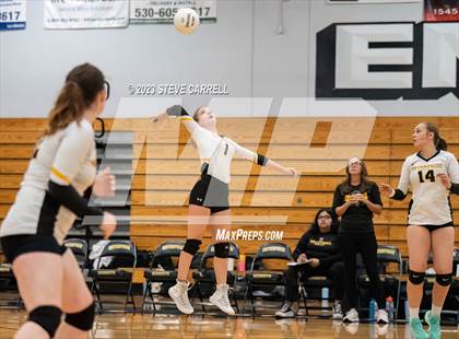 Thumbnail 3 in JV: Enterprise vs Shasta photogallery.