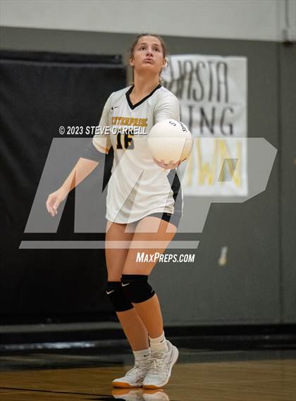 Thumbnail 1 in JV: Enterprise vs Shasta photogallery.