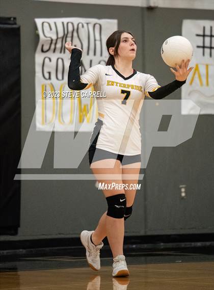Thumbnail 2 in JV: Enterprise vs Shasta photogallery.
