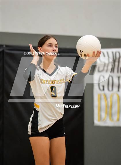 Thumbnail 1 in JV: Enterprise vs Shasta photogallery.