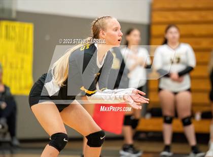 Thumbnail 2 in JV: Enterprise vs Shasta photogallery.