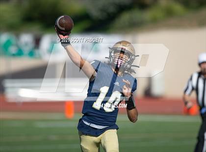 Thumbnail 1 in Mater Dei Catholic vs. Ramona (CIF SDS D3 Championship) photogallery.
