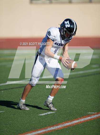 Thumbnail 2 in Mater Dei Catholic vs. Ramona (CIF SDS D3 Championship) photogallery.