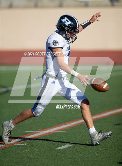 Thumbnail 1 in Mater Dei Catholic vs. Ramona (CIF SDS D3 Championship) photogallery.