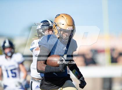 Thumbnail 2 in Mater Dei Catholic vs. Ramona (CIF SDS D3 Championship) photogallery.