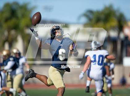 Thumbnail 3 in Mater Dei Catholic vs. Ramona (CIF SDS D3 Championship) photogallery.