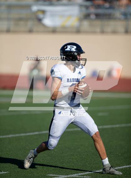 Thumbnail 1 in Mater Dei Catholic vs. Ramona (CIF SDS D3 Championship) photogallery.