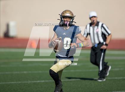 Thumbnail 1 in Mater Dei Catholic vs. Ramona (CIF SDS D3 Championship) photogallery.
