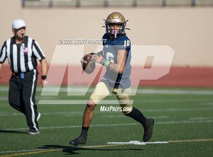 Thumbnail 3 in Mater Dei Catholic vs. Ramona (CIF SDS D3 Championship) photogallery.