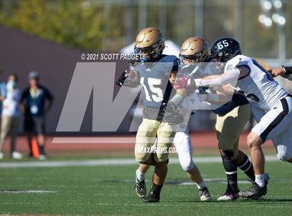 Thumbnail 2 in Mater Dei Catholic vs. Ramona (CIF SDS D3 Championship) photogallery.