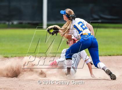 Thumbnail 2 in Ripon vs. Linden (CIF SJS D5 Final) photogallery.