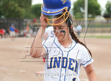 Thumbnail 3 in Ripon vs. Linden (CIF SJS D5 Final) photogallery.