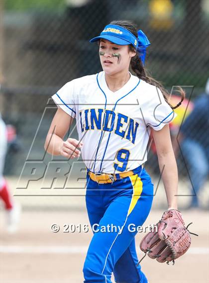 Thumbnail 2 in Ripon vs. Linden (CIF SJS D5 Final) photogallery.