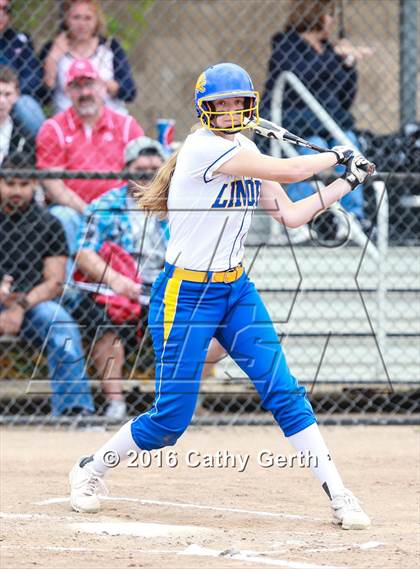 Thumbnail 3 in Ripon vs. Linden (CIF SJS D5 Final) photogallery.