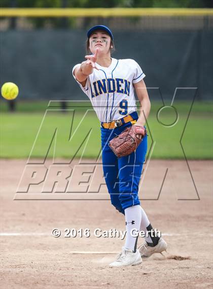 Thumbnail 2 in Ripon vs. Linden (CIF SJS D5 Final) photogallery.
