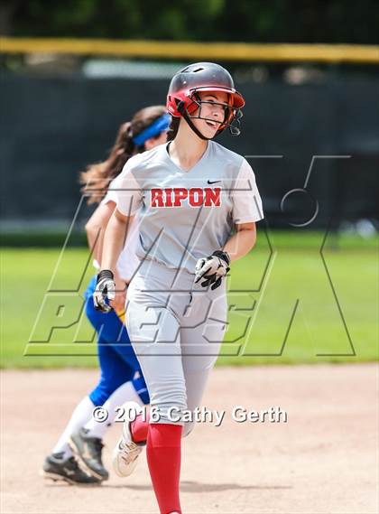 Thumbnail 1 in Ripon vs. Linden (CIF SJS D5 Final) photogallery.