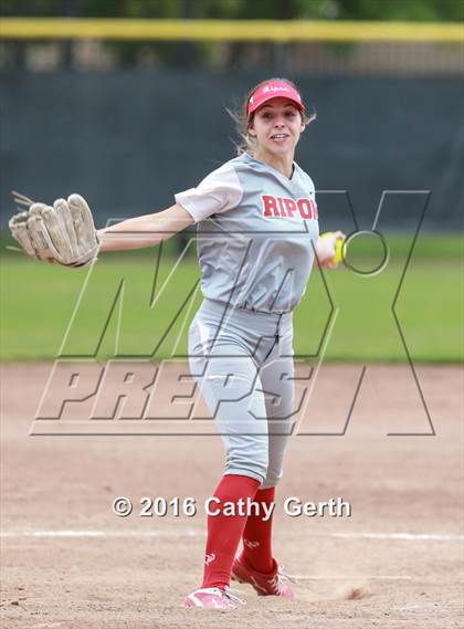 Thumbnail 3 in Ripon vs. Linden (CIF SJS D5 Final) photogallery.
